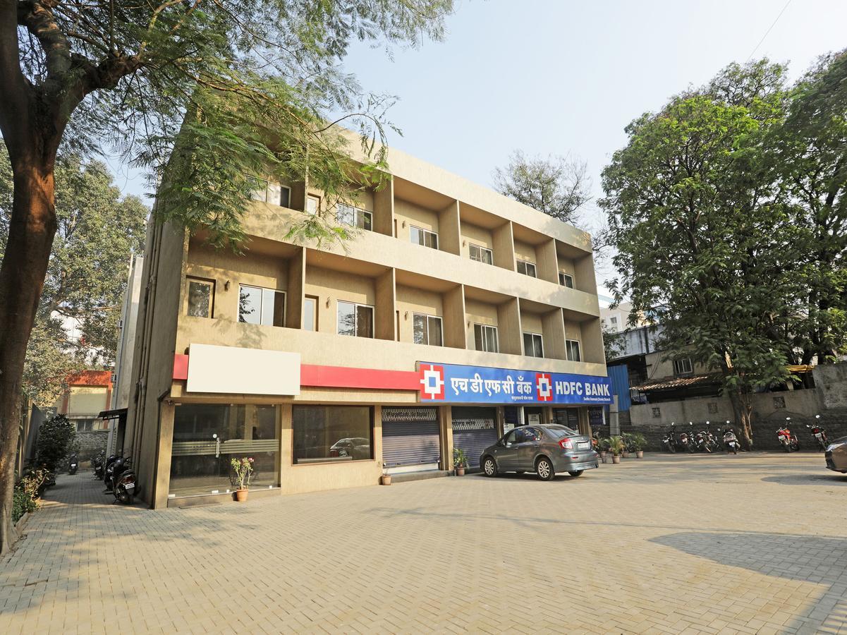 Oyo 1194 Hotel Gulmohr ปูเน่ ภายนอก รูปภาพ